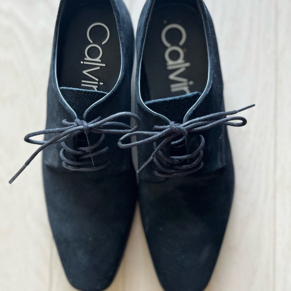 Men’s Calvin Klein Suede Dress Shoes size 10. New. - Picture 2 of 2